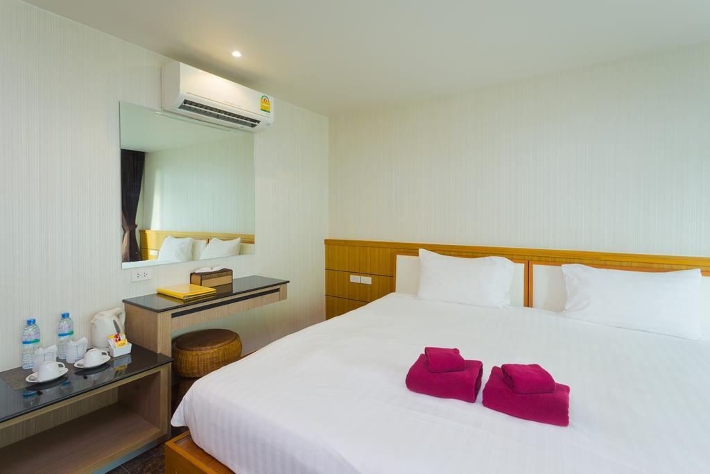 Anda Beachside Hotel Karon Eksteriør bilde